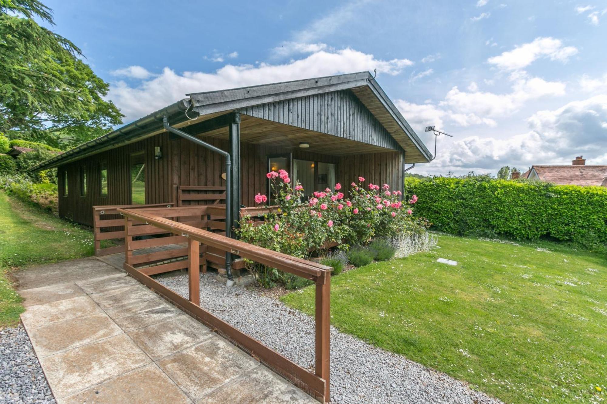 Laburnum Lodge Sleeps 6 Wheelchair Access 마인헤드 외부 사진
